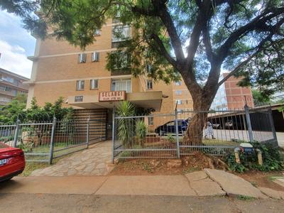 Apartment / Flat For Sale in Sunnyside, Pretoria