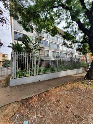 Apartment / Flat For Rent in Arcadia, Pretoria