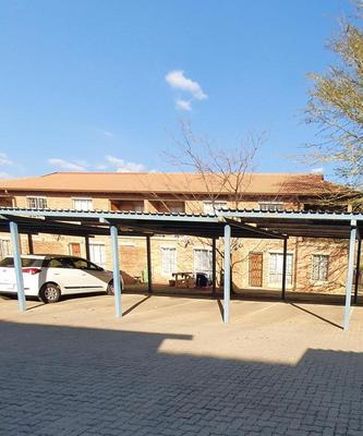 Apartment / Flat For Rent in Newmark Estate, Pretoria