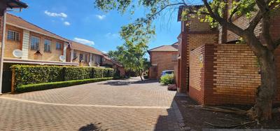 Duplex For Rent in The Wilds, Pretoria